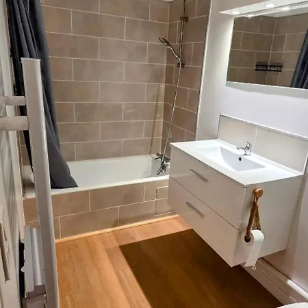 Διαμέρισμα Cosy Avec Terrasse A 2 Pas Du Port *